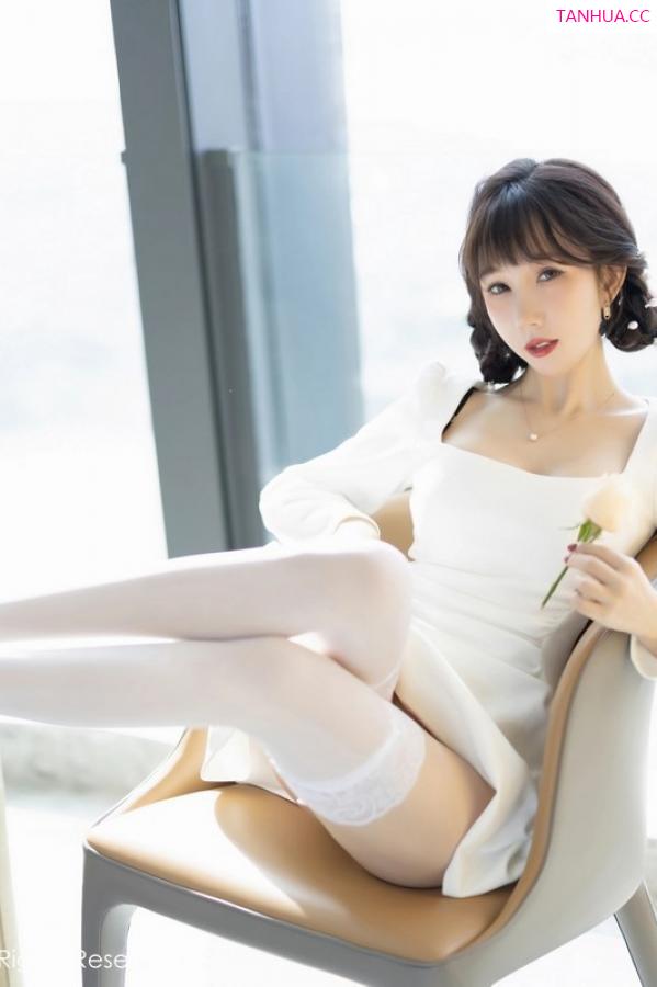 波巧酱  [XiuRen]高清写真图 2023.04.06 No.6528 波巧酱 丝袜美腿第7张图片
